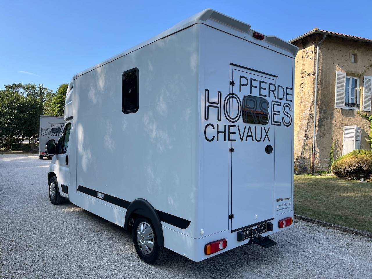 Kleine paardenvrachtwagen (B rijbewijs) Peugeot PEUGEOT BOXER BLUEHDI 165 MSG STALLION LIGHT 2025 Tweedehands