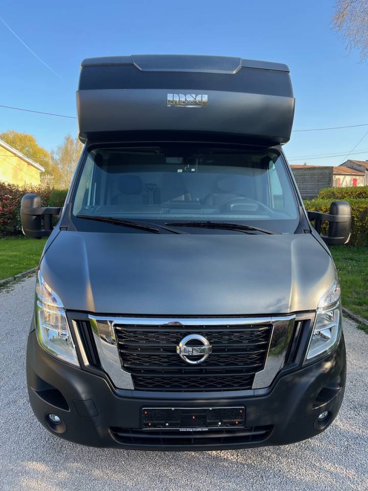 Kleine paardenvrachtwagen (B rijbewijs) Nissan NISSAN INTERSTAR DCI 165 MSG SUPERLIGHT PLUS 2026 Tweedehands