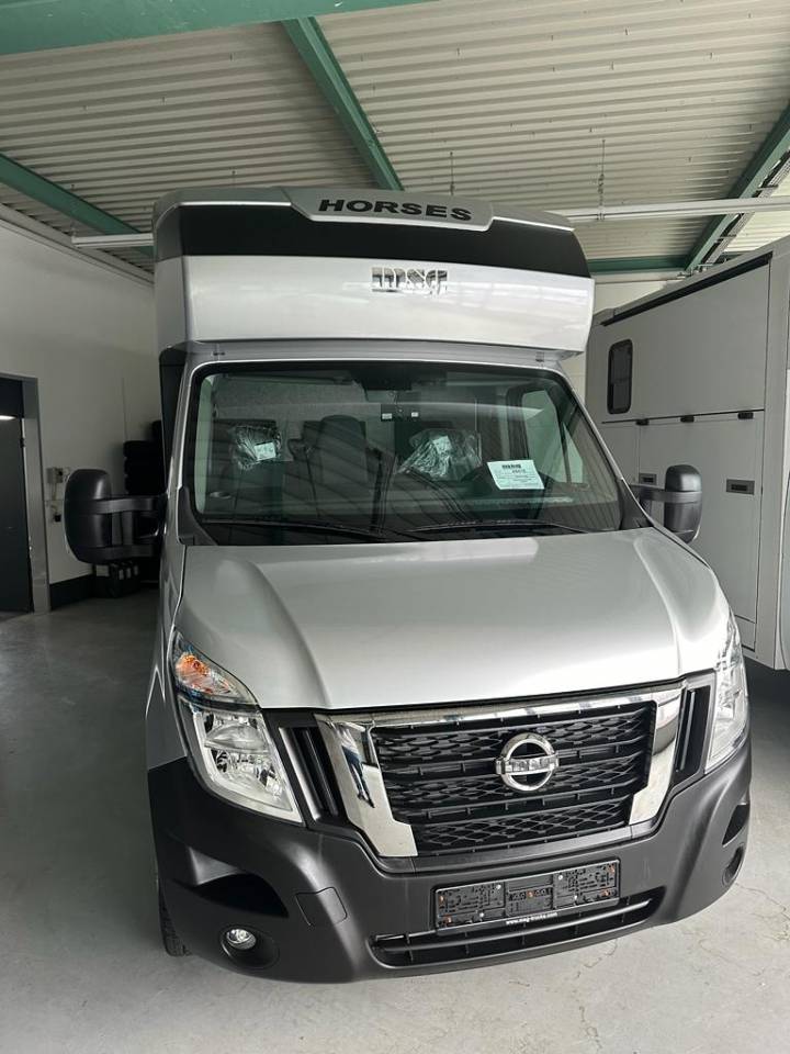 Kleine paardenvrachtwagen (B rijbewijs) Nissan NISSAN INTERSTAR 165 MSG LIGHT 5S 2026 Nieuw