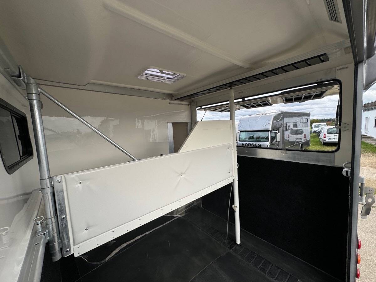 Paardentrailer Anka REMORQUE ANKA 2 CHEVAUX & GRAND HOME CAR 2026 Nieuw