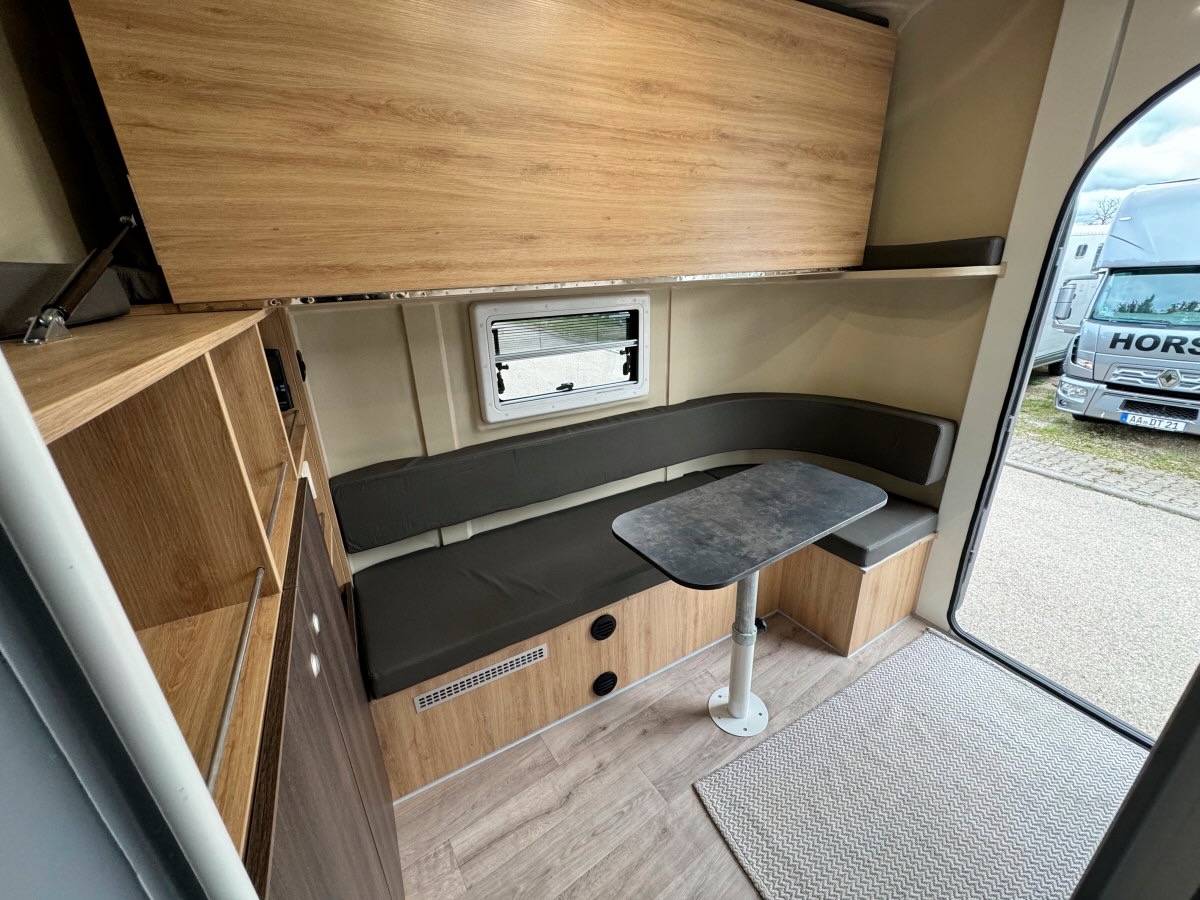 Paardentrailer Anka REMORQUE ANKA 2 CHEVAUX & GRAND HOME CAR 2026 Nieuw