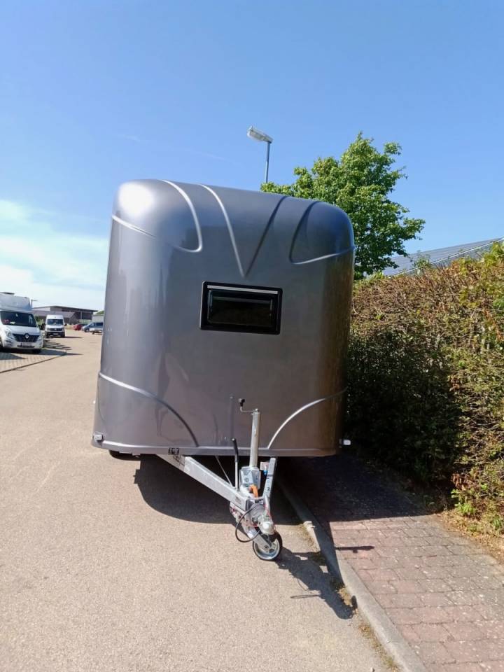 Paardentrailer Anka REMORQUE ANKA 2 CHEVAUX & GRAND HOME CAR 2026 Nieuw