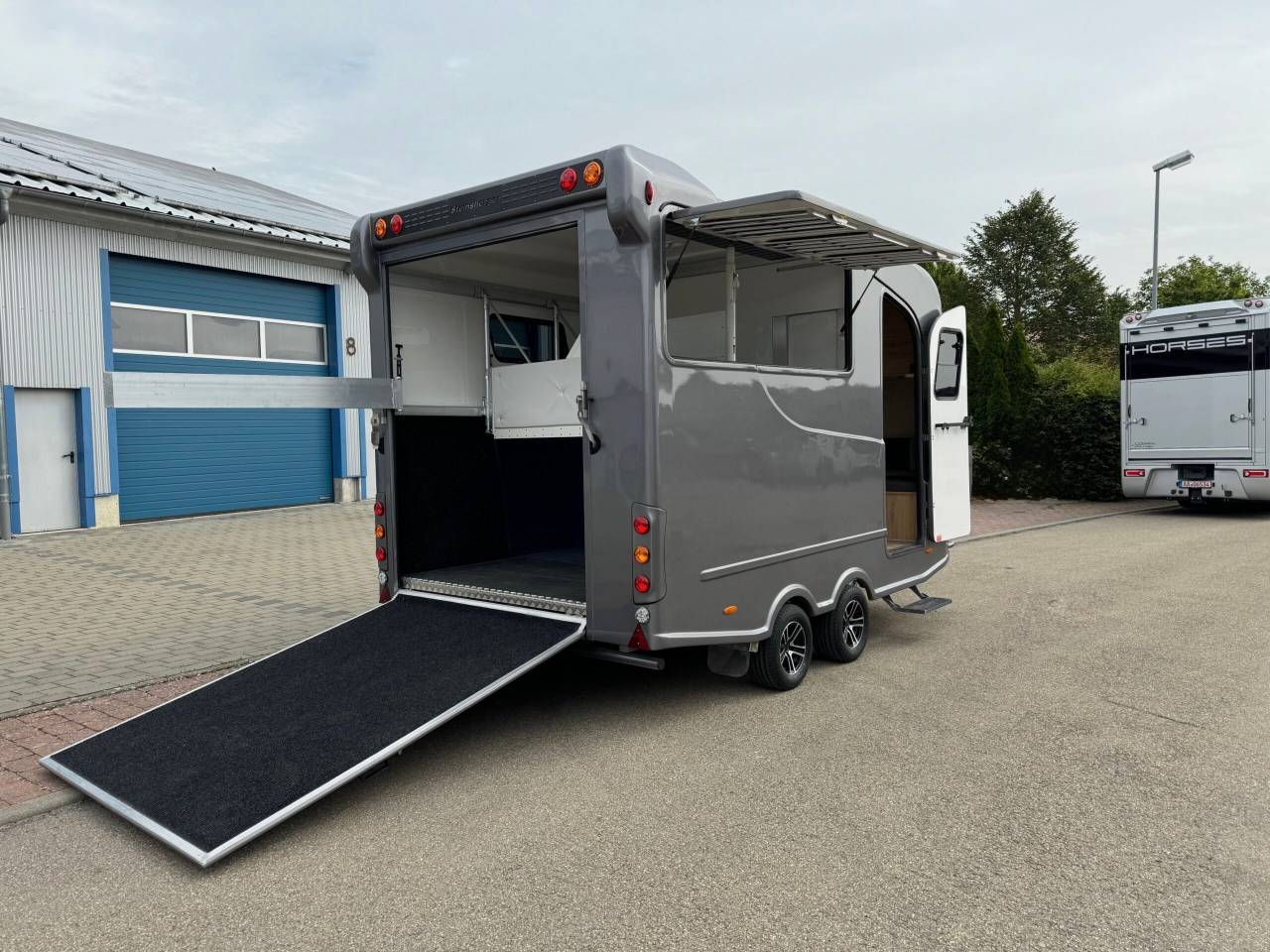 Paardentrailer Anka REMORQUE ANKA 3 CHEVAUX & GRAND HOME CAR 2026 Nieuw