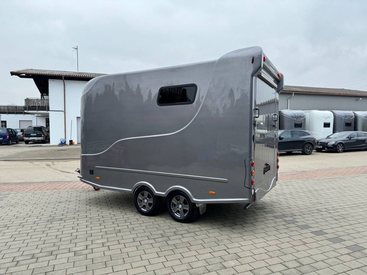 Paardentrailer Anka REMORQUE ANKA 3 CHEVAUX & HOME CAR 2026 Nieuw