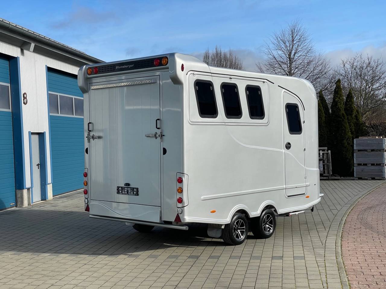 Paardentrailer Anka REMORQUE ANKA 3 CHEVAUX & SELLERIE 2026 Nieuw