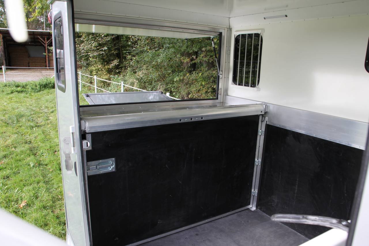 Paardentrailer Anka REMORQUE ANKA 2 CHEVAUX + HOME CAR & SELLERIE 2026 Nieuw