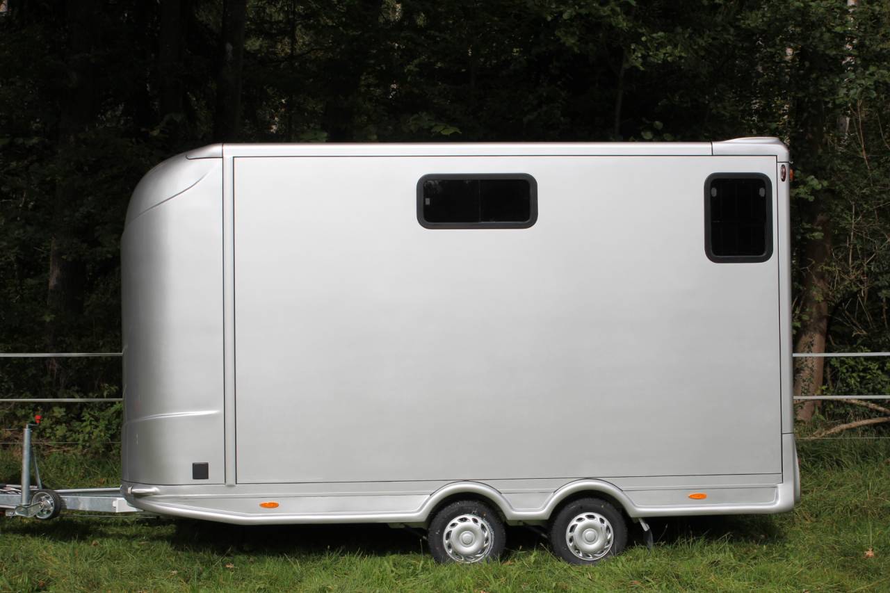 Paardentrailer Anka REMORQUE ANKA 2 CHEVAUX + HOME CAR & SELLERIE 2026 Nieuw