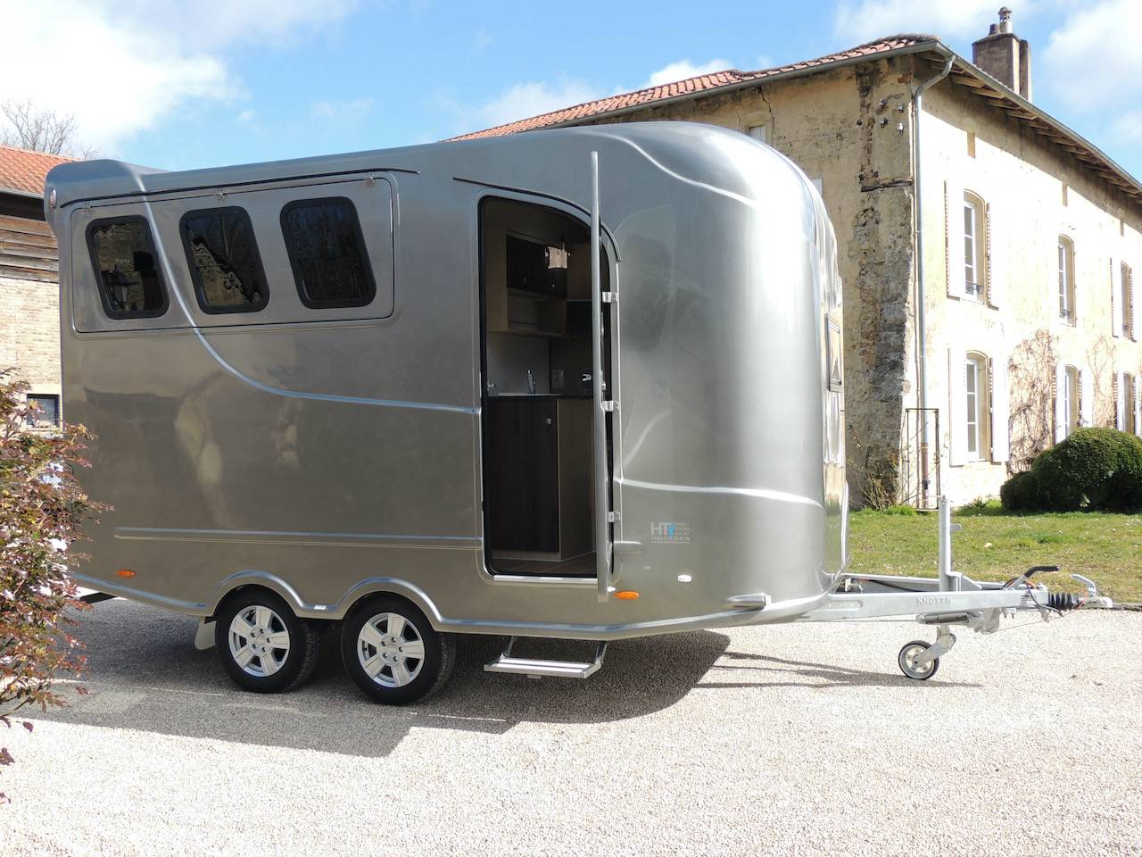 Paardentrailer Anka REMORQUE ANKA 3 CHEVAUX & HOME CAR 2026 Nieuw
