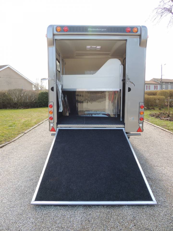 Paardentrailer Anka REMORQUE ANKA 3 CHEVAUX & HOME CAR 2026 Nieuw