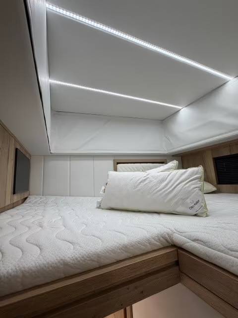 Zware paardenvrachtwagen (groot rijbewijs) HTI SCANIA S450 HTI PROFESSIONAL DOUBLE POP OUT & POP  2023 Tweedehands