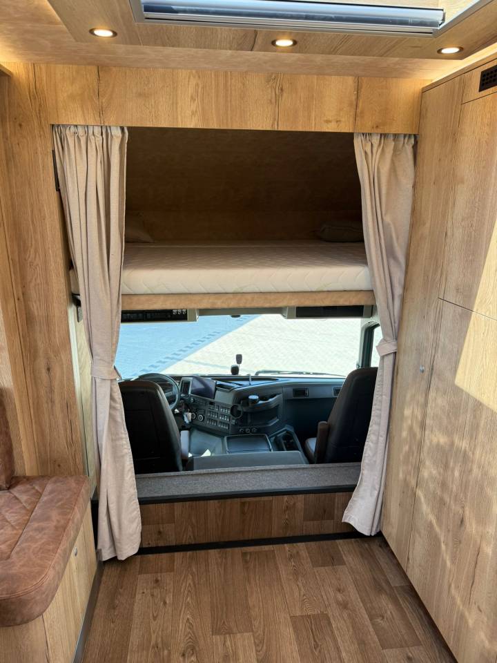 Zware paardenvrachtwagen (groot rijbewijs) HTI VOLVO FM 500 HTI PROFESSIONAL 5 2026 Nieuw