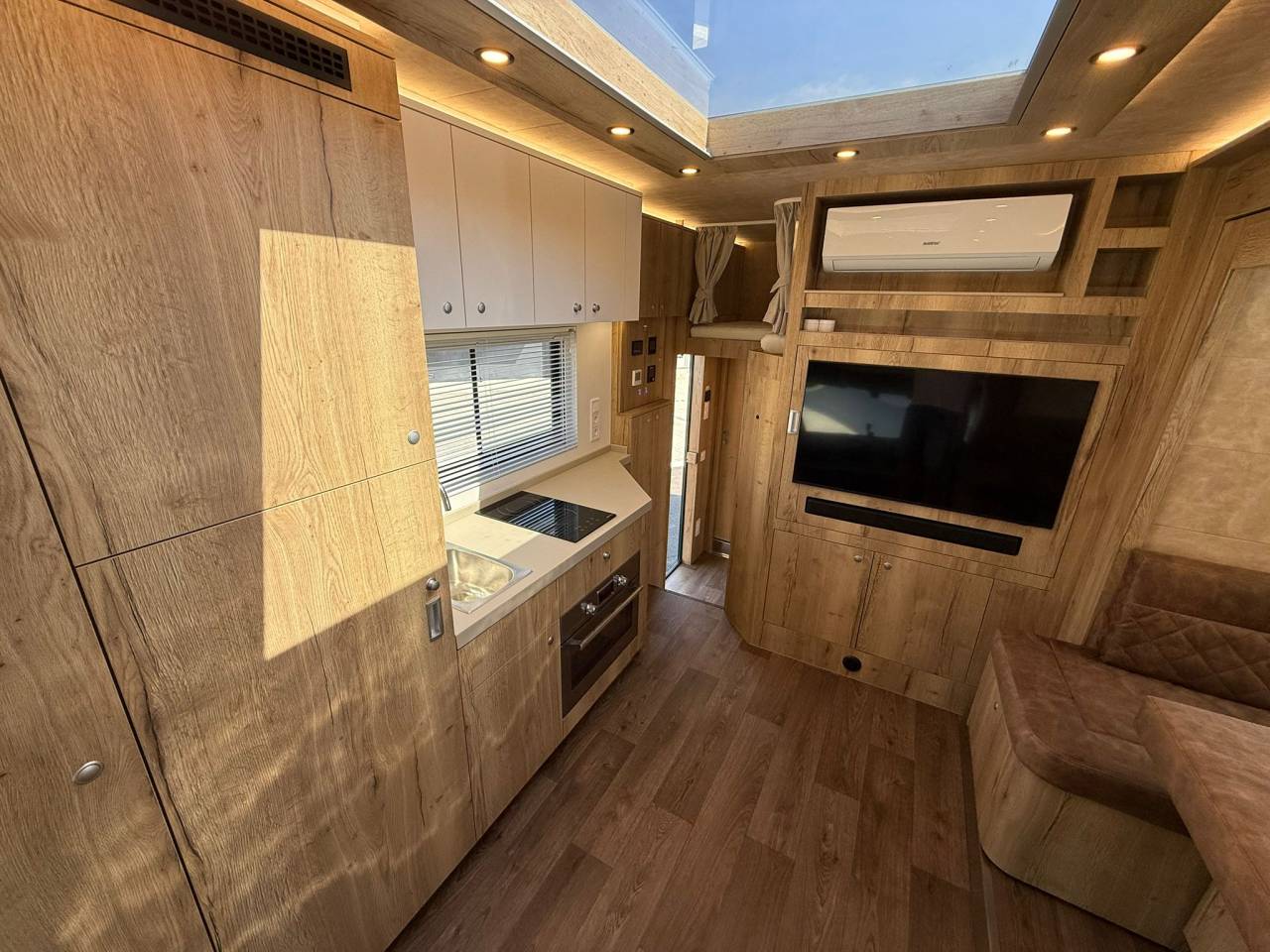 Zware paardenvrachtwagen (groot rijbewijs) HTI VOLVO FM 500 HTI PROFESSIONAL 5 2026 Nieuw