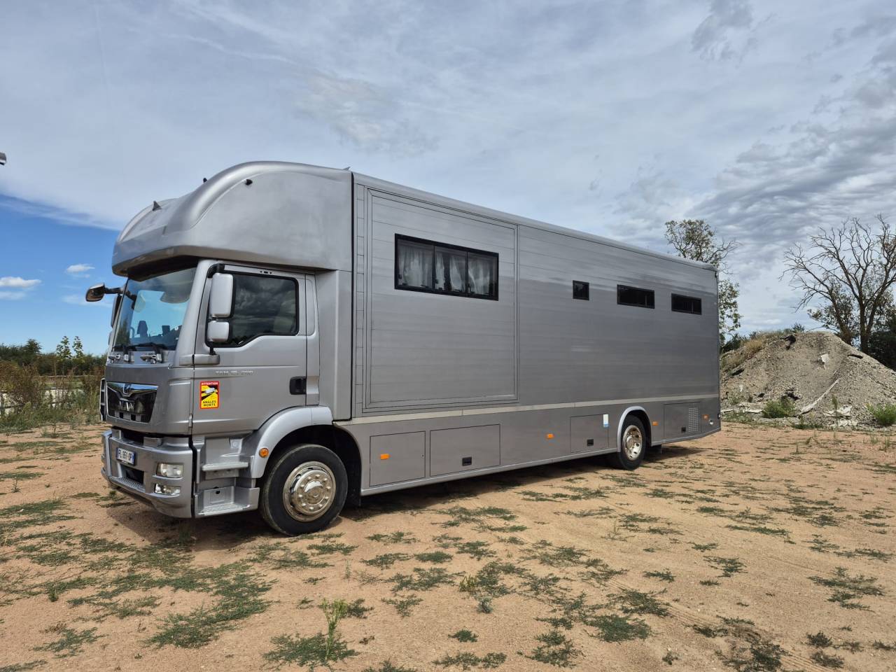Zware paardenvrachtwagen (groot rijbewijs) Man NUYTS 2018 Tweedehands