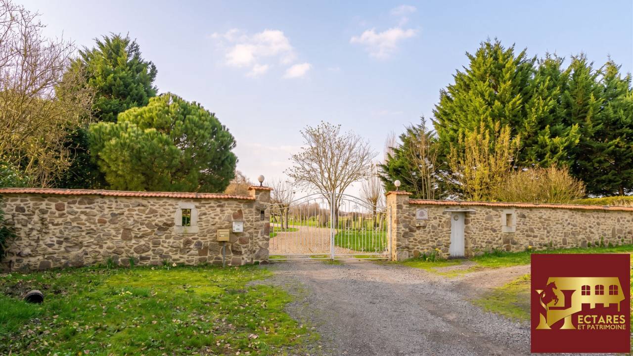 Hippisch vastgoed Koop Maine-et-Loire