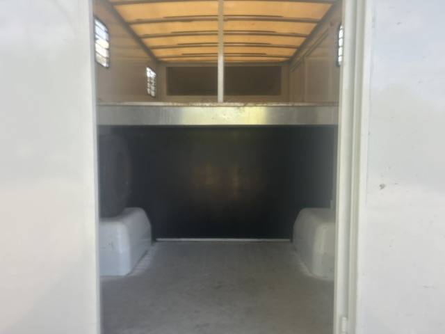 Kleine paardenvrachtwagen (B rijbewijs) Renault master 2020 Tweedehands