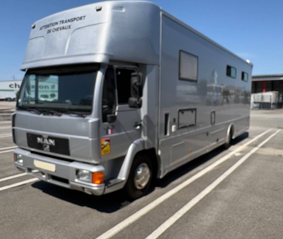Zware paardenvrachtwagen (groot rijbewijs) Man 12224 2000 Tweedehands