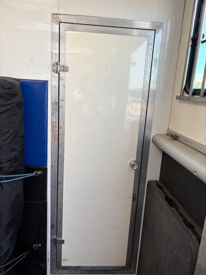 Zware paardenvrachtwagen (groot rijbewijs) Man 12224 2000 Tweedehands