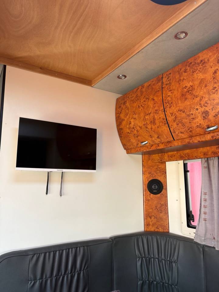 Zware paardenvrachtwagen (groot rijbewijs) Man 12224 2000 Tweedehands