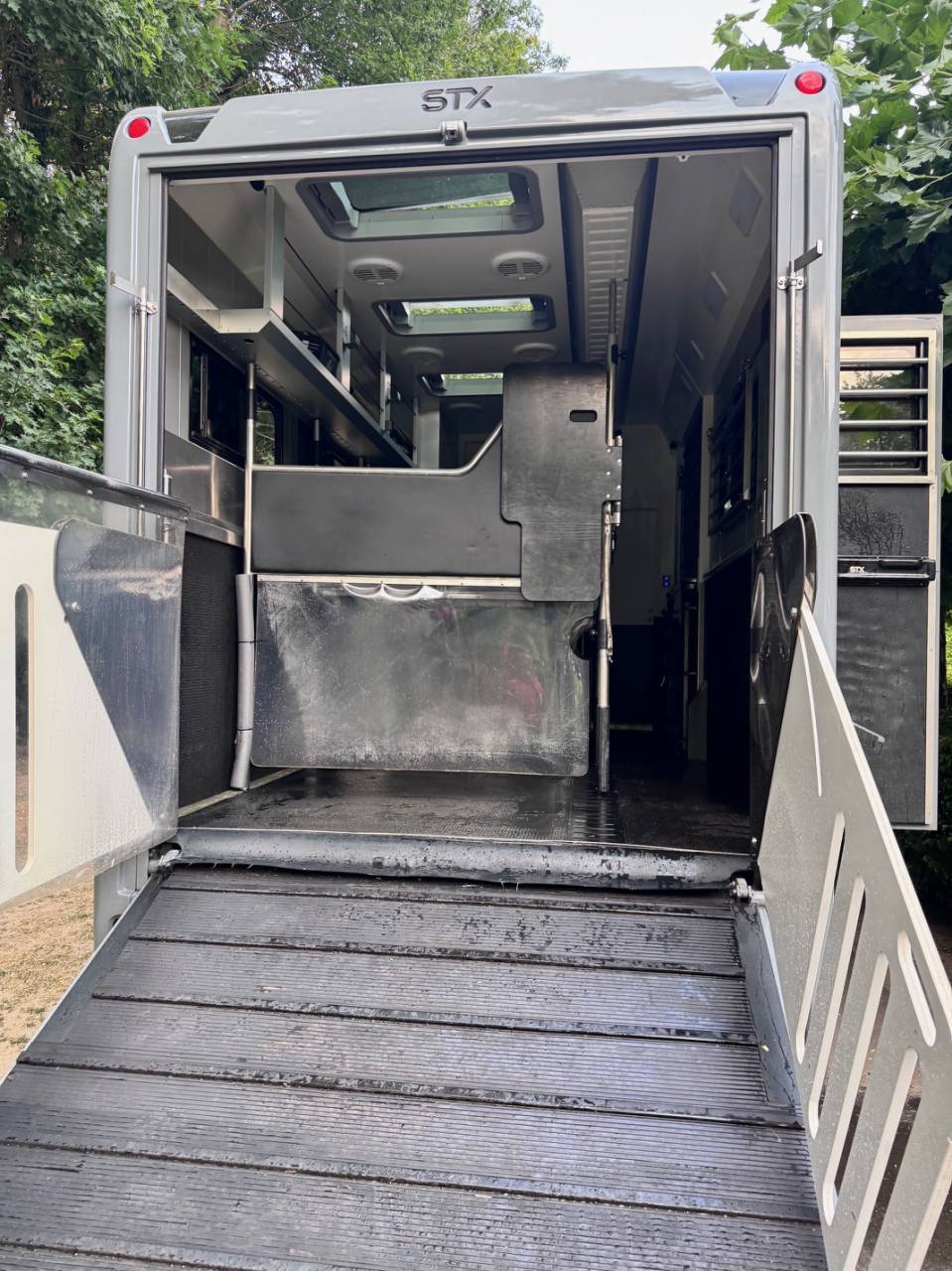 Zware paardenvrachtwagen (groot rijbewijs) Scania S510 2023 Tweedehands
