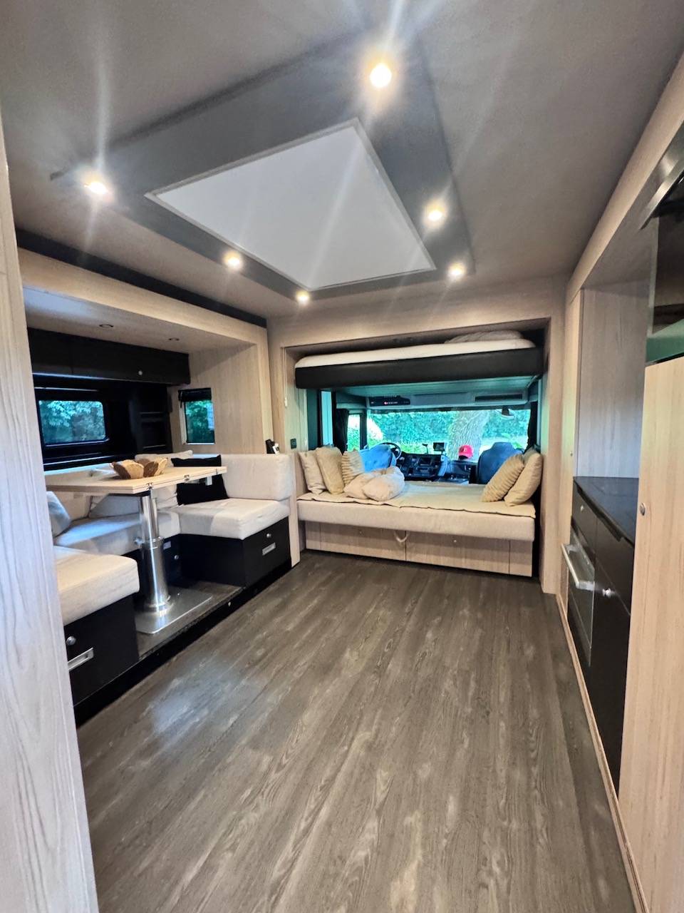 Zware paardenvrachtwagen (groot rijbewijs) Scania S510 2023 Tweedehands