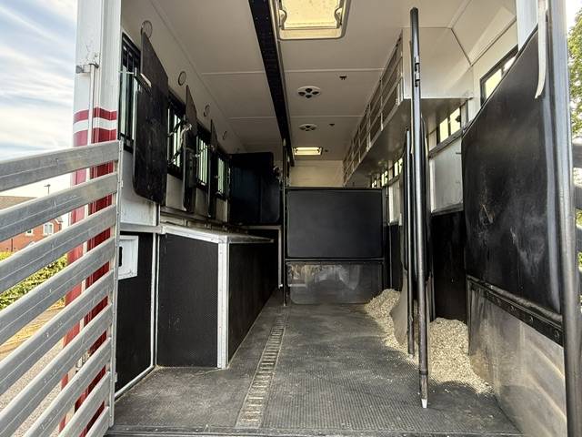 Kleine paardenvrachtwagen (B rijbewijs) Man TGS Empire Ultimate  2013 Tweedehands