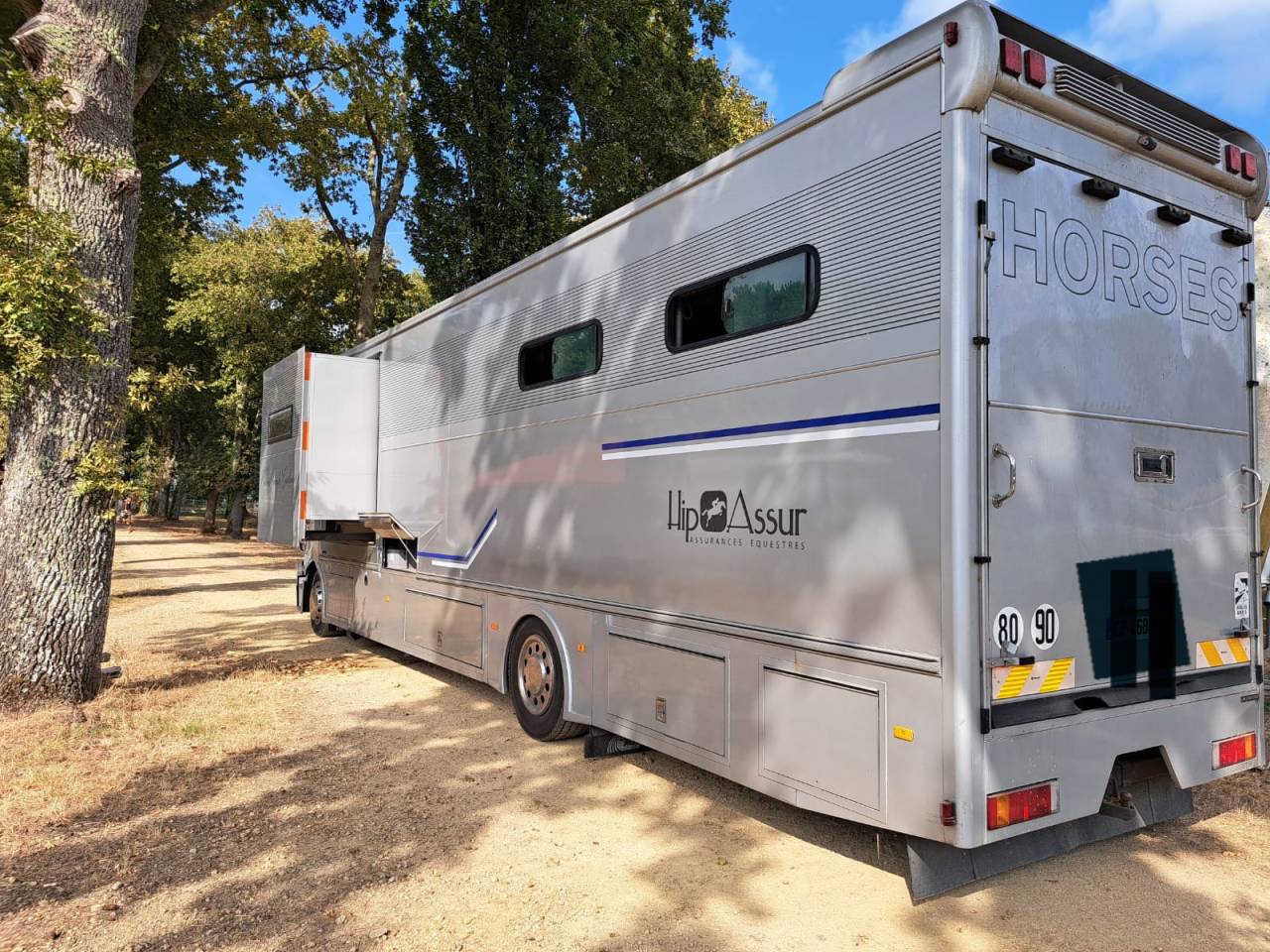 Zware paardenvrachtwagen (groot rijbewijs) AKX  2005 Tweedehands