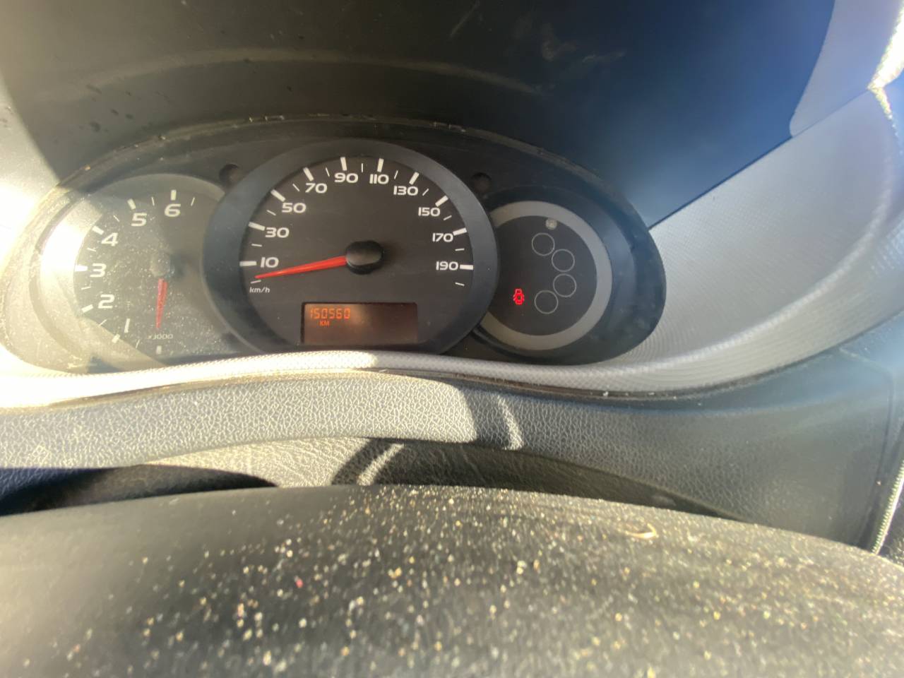 Kleine paardenvrachtwagen (B rijbewijs) Renault 2.3 DCI  2010 Tweedehands