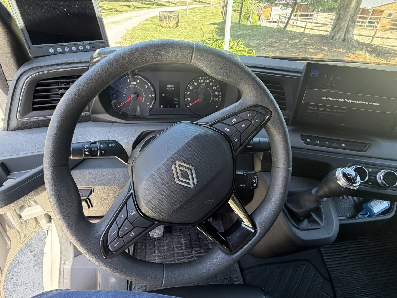 Kleine paardenvrachtwagen (B rijbewijs) STX HARAS LONG 2025 Tweedehands