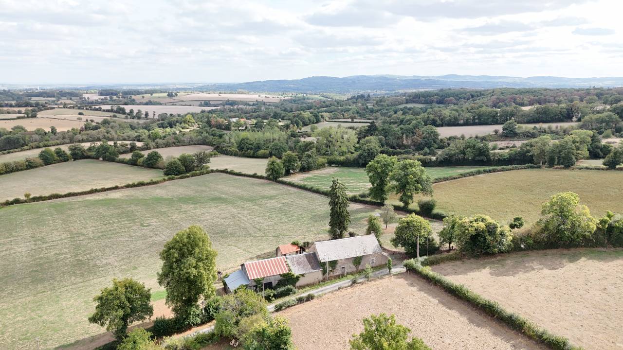 Te restaureren boerderij Koop Creuse