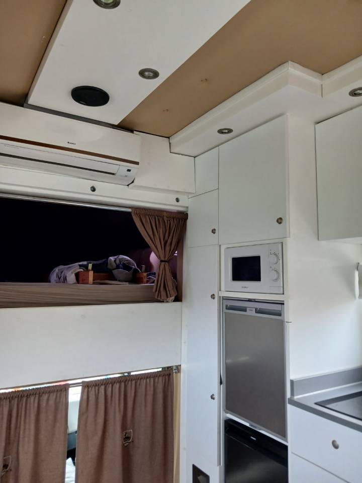 Zware paardenvrachtwagen (groot rijbewijs) Renault MILDIUM 280 DXI 2008 Tweedehands
