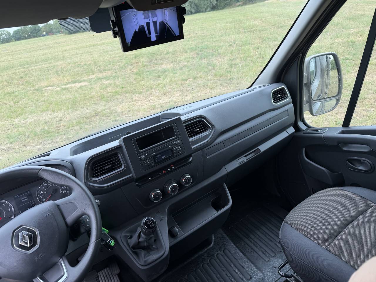 Kleine paardenvrachtwagen (B rijbewijs) Renault Master Equimatt 2022 Nieuw