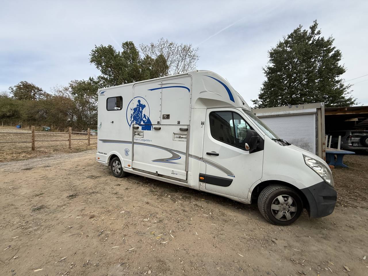 Kleine paardenvrachtwagen (B rijbewijs) Renault Master  2015 Tweedehands