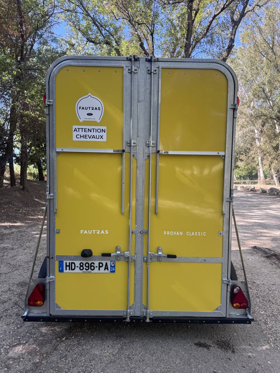 Paardentrailers Fautras PROVAN CLASSIC 2 Paarden 2025 Tweedehands