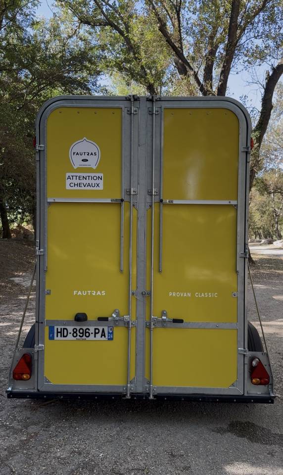 Paardentrailers Fautras PROVAN CLASSIC 2 Paarden 2025 Tweedehands