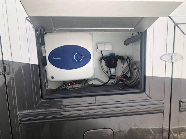 Zware paardenvrachtwagen (groot rijbewijs) Scania living 2007 Tweedehands