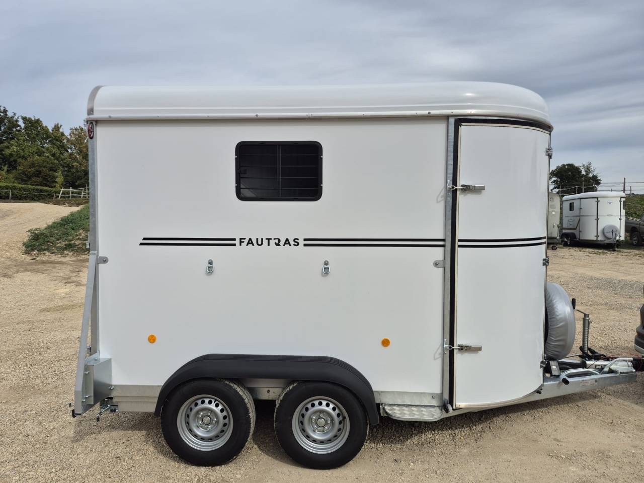 Paardentrailers Fautras Oblic +2 2 Paarden 2026 Nieuw