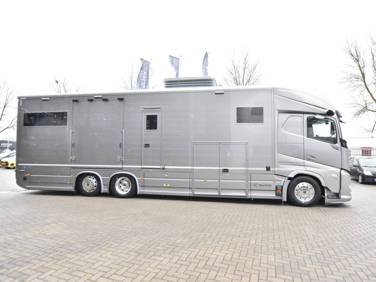 Zware paardenvrachtwagen (groot rijbewijs) Roelofsen  2026 Nieuw