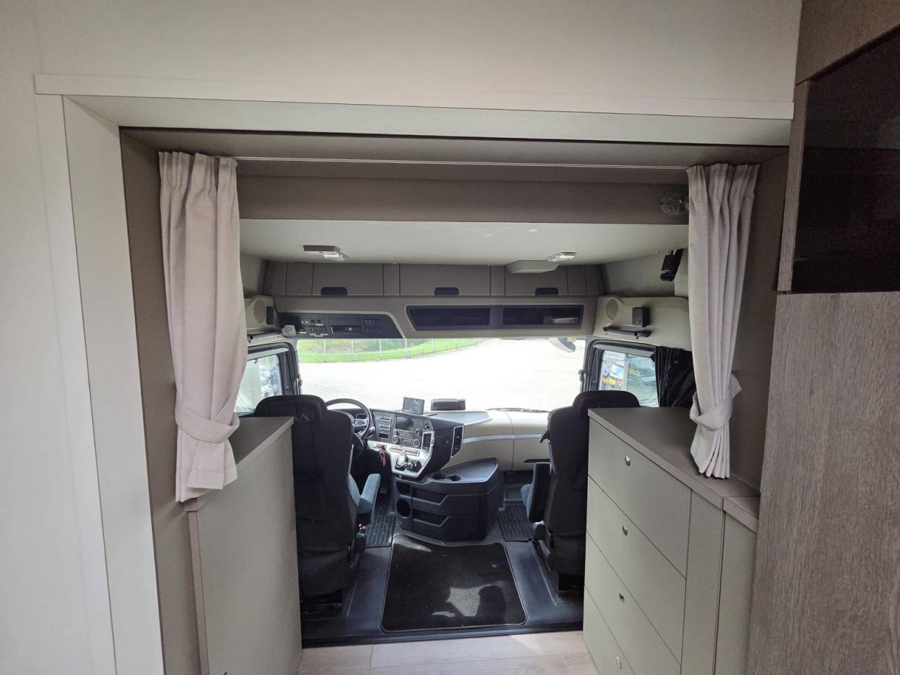 Zware paardenvrachtwagen (groot rijbewijs) Andere merken  2019 Tweedehands