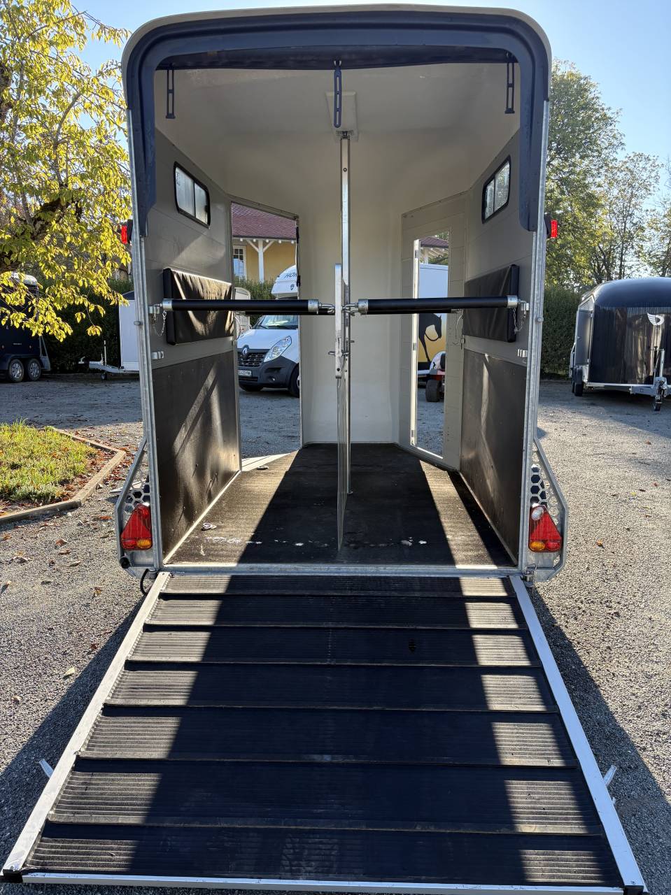 Paardentrailers Cheval Libert&eacute; Touring country 2023 2 Paarden 2023 Tweedehands