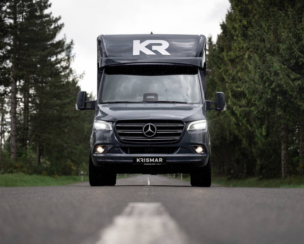 Kleine paardenvrachtwagen (B rijbewijs) Krismar HARAS 2026 Nieuw