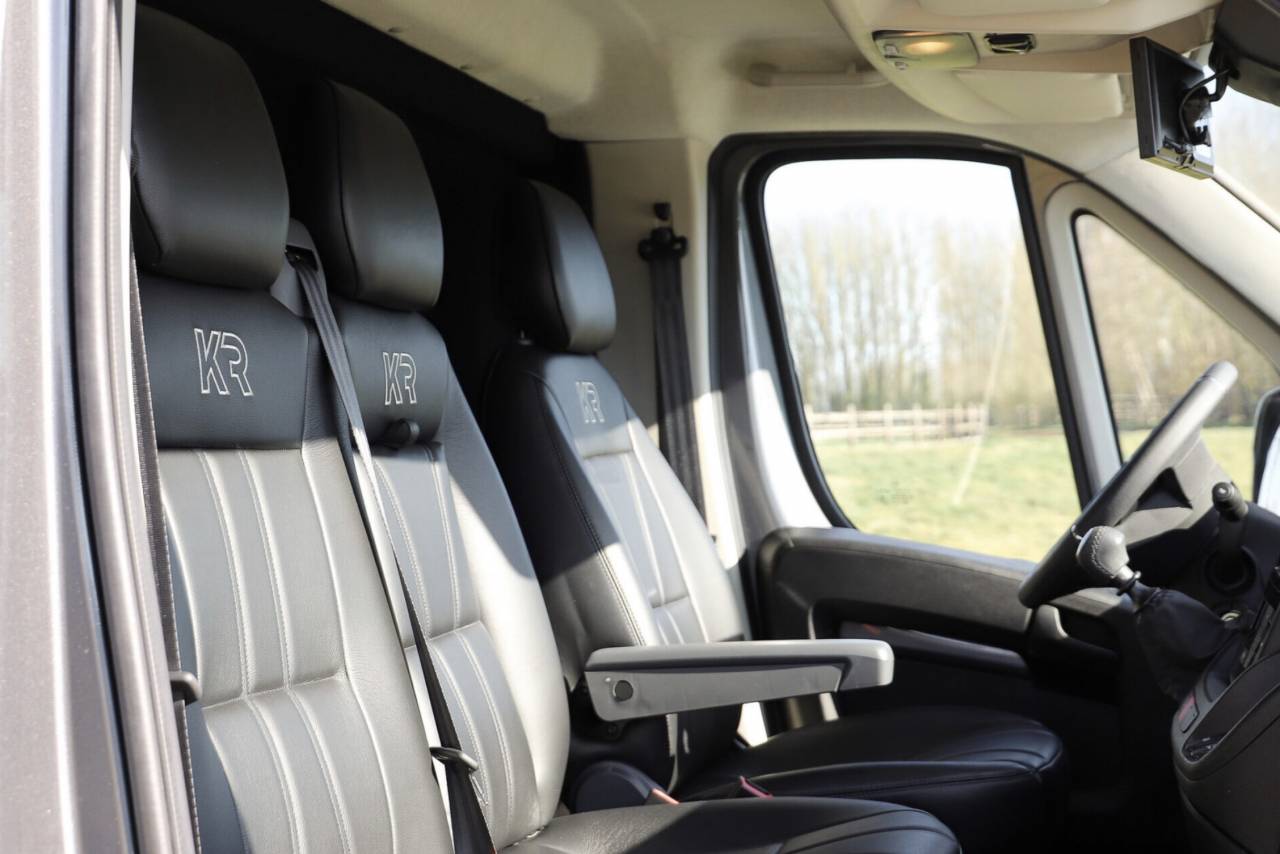 Kleine paardenvrachtwagen (B rijbewijs) Krismar HARAS  2026 Nieuw