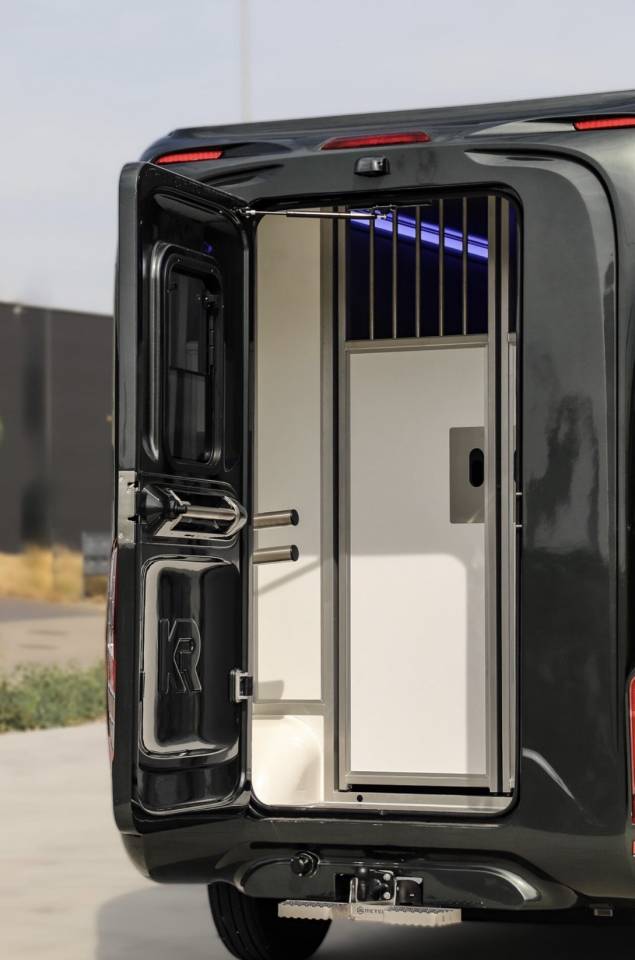 Kleine paardenvrachtwagen (B rijbewijs) Krismar HARAS  2026 Nieuw
