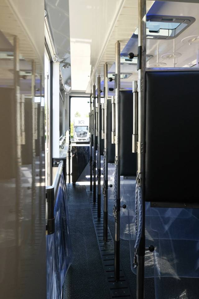 Zware paardenvrachtwagen (groot rijbewijs) Krismar PROFESSIONAL 7 2026 Nieuw