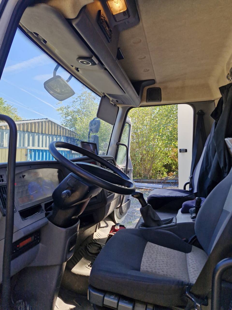 Zware paardenvrachtwagen (groot rijbewijs) Renault Midlum 2004 Tweedehands