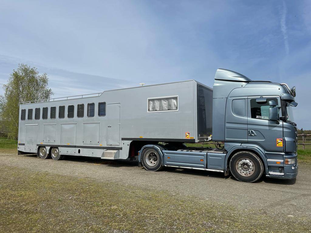 Paardentruck Scania R420 2008 Tweedehands