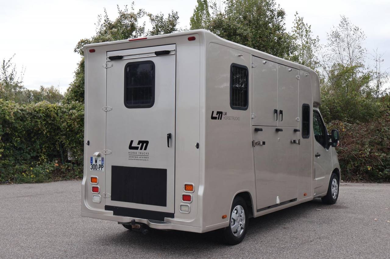 Kleine paardenvrachtwagen (B rijbewijs) Chardron Chardron 2015 Tweedehands