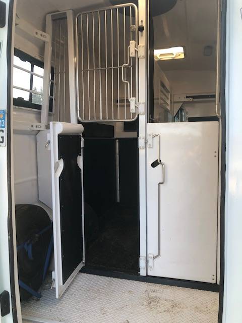 Kleine paardenvrachtwagen (B rijbewijs) Renault barbot XL 2020 Tweedehands