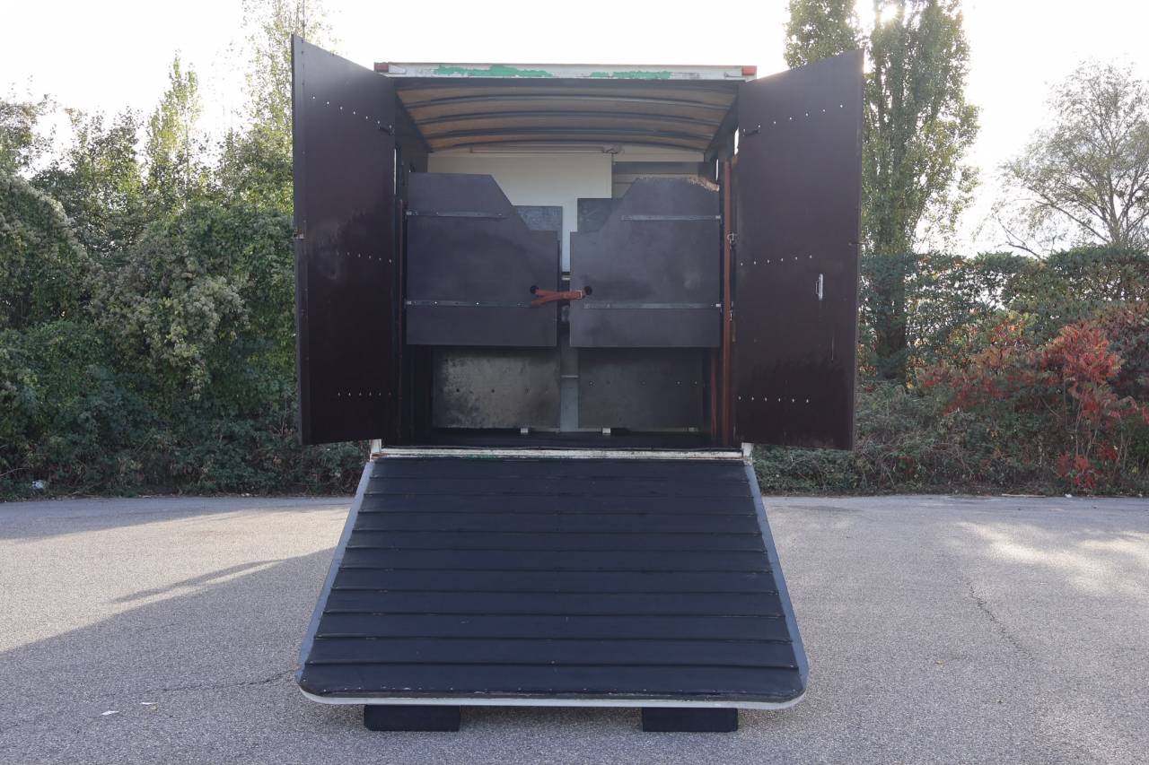 Zware paardenvrachtwagen (groot rijbewijs) Scania P.310 2005 Tweedehands