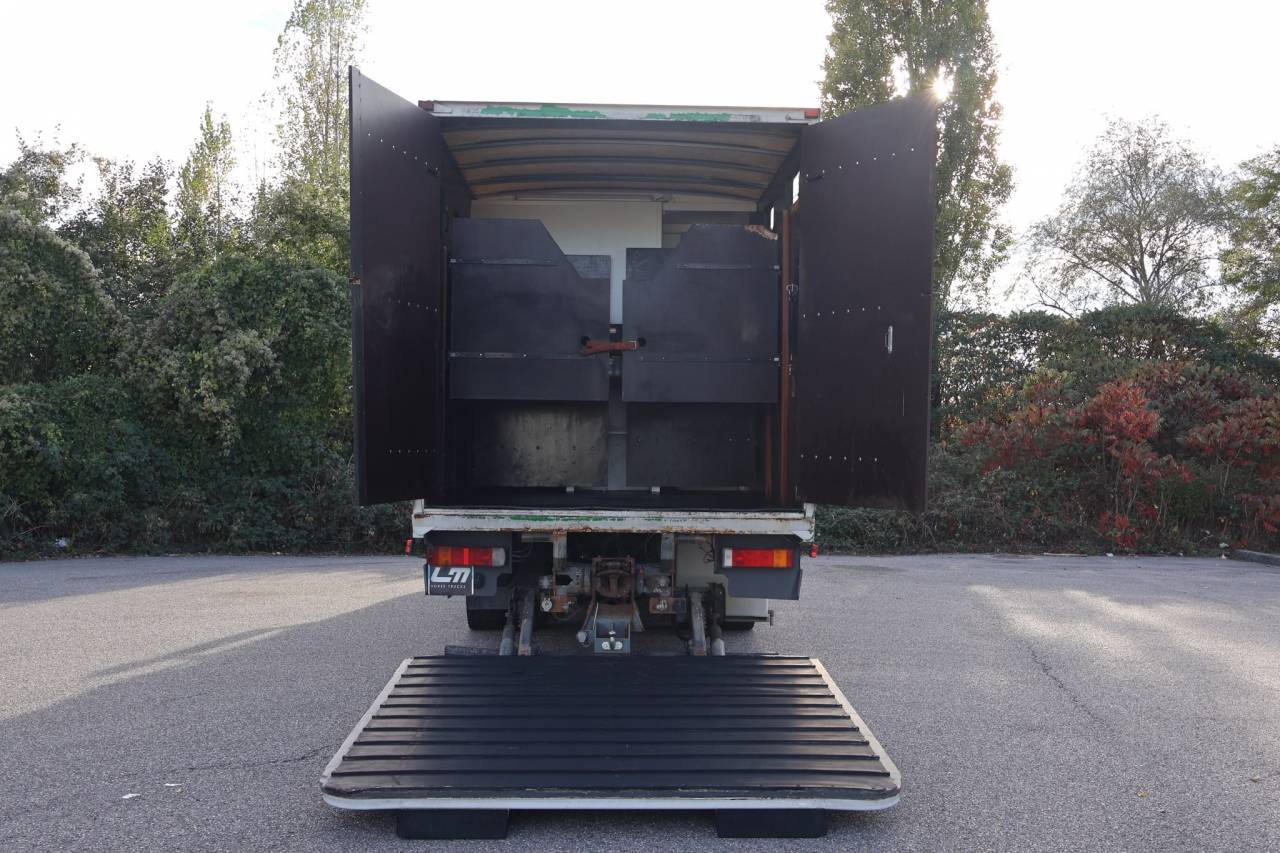 Zware paardenvrachtwagen (groot rijbewijs) Scania P.310 2005 Tweedehands