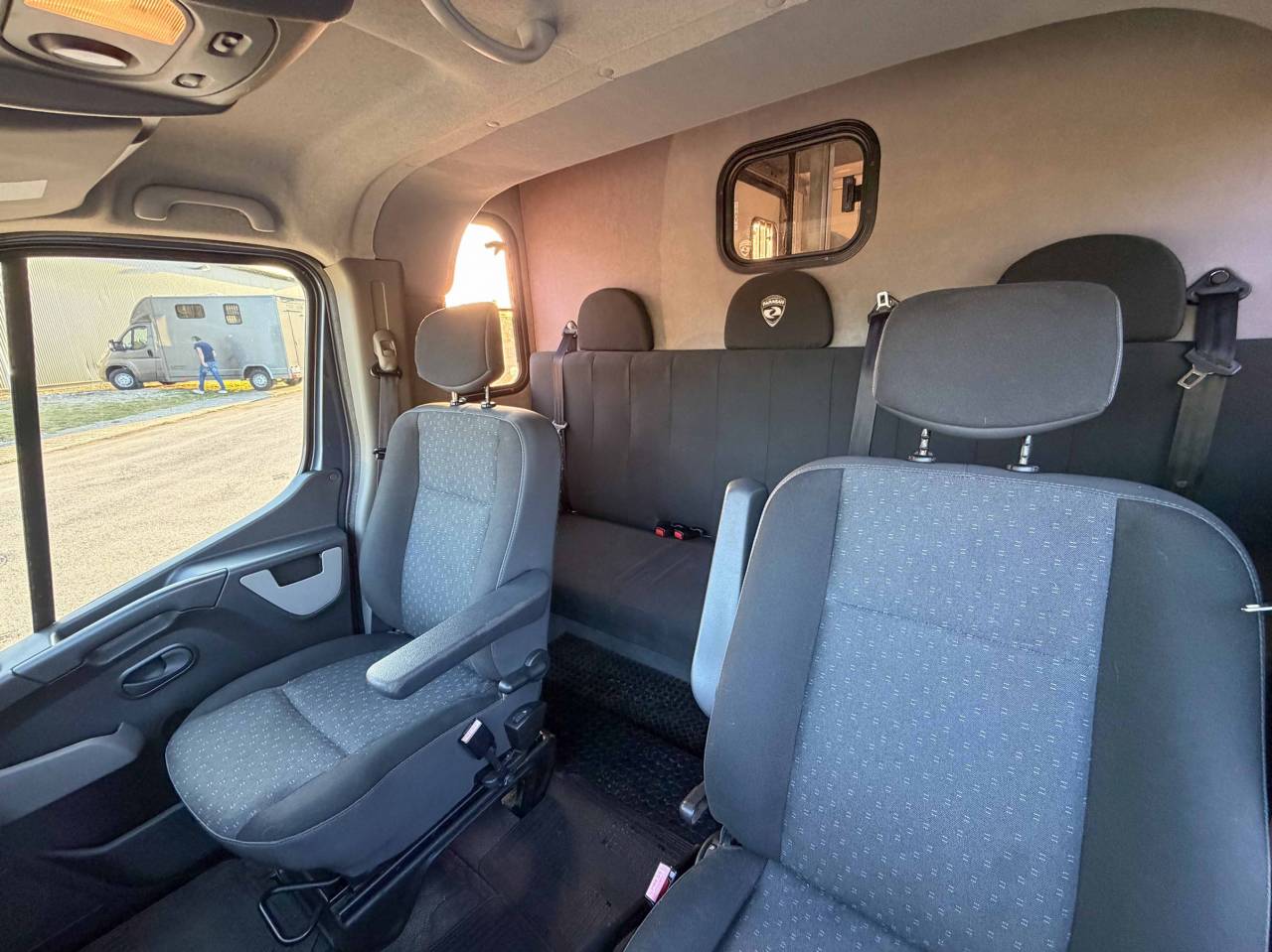 Kleine paardenvrachtwagen (B rijbewijs) Autre marque OPEL MOVANO 150 AUTOMATIQUE EXCELSION 5 2013 Tweedehands
